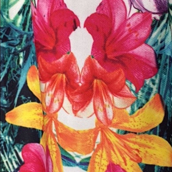 🍒 D’GACI Floral Dress!!! - Picture 5 of 16